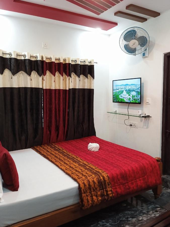 Leo'S Residency Coorg Villa กูชาลนาการ์ ภายนอก รูปภาพ
